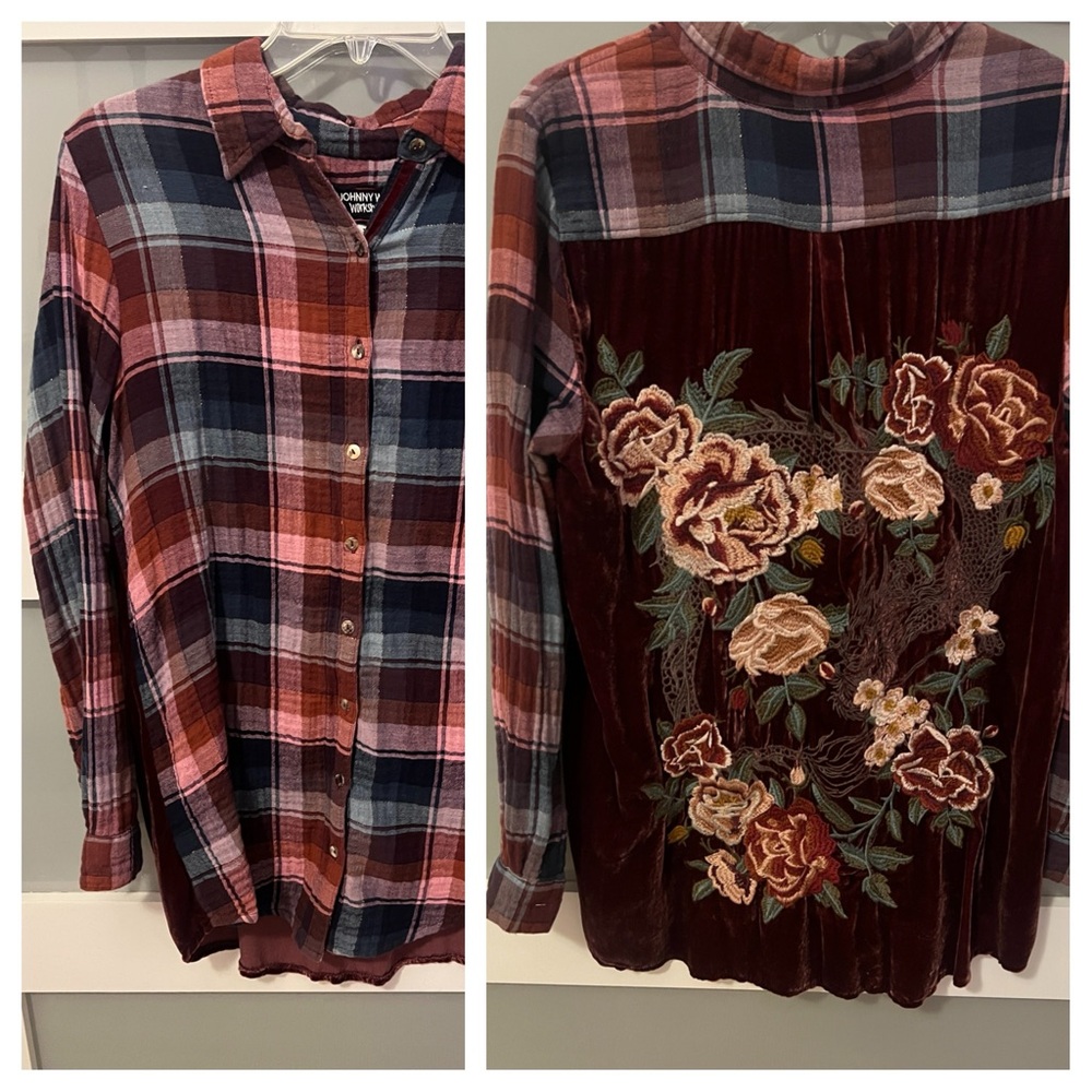 $198 Johnny Was Embroidered Top